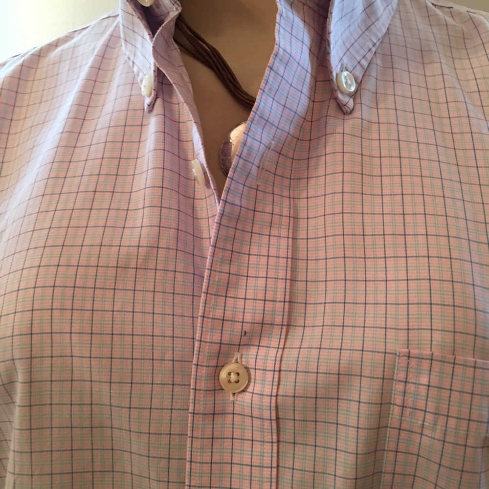 Short sleeve button down basic